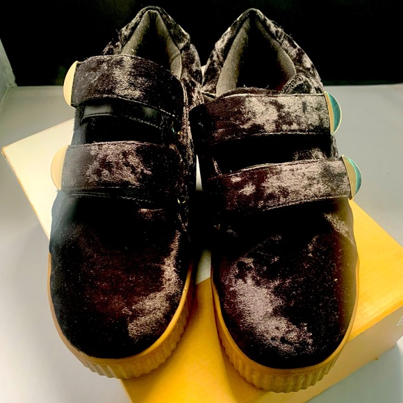 Call It Spring Black Velvet/Suede Women’s Sneaker - Picture 2 of 4